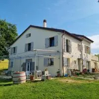 Casale San Francesco, готель у місті Castel Colonna