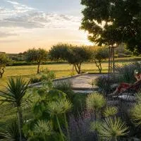 Gîte Rose - Sous les Étoiles de Provence,Modène的飯店