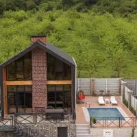 Pine Barnhouse Family, hotel İsmayıllıben