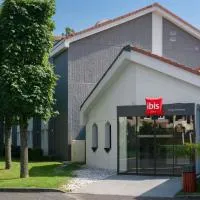 ibis Cergy Pontoise Le Port, отель в Сержи