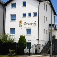 SŁONECZNIK, hotel em Ostrowo