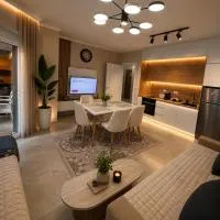 Tushemisht Serenity Lake View، فندق في بورغراديك
