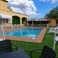 Hotel Los Barruecos, Hotel in Malpartida de Cáceres