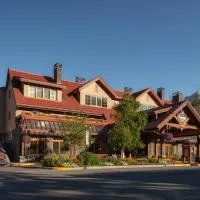 Banff Ptarmigan Inn, hotel in Banff