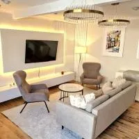 Spacious Independent Annexe - Sauna, Pool, Business or Leisure โรงแรมในออร์พิงตัน