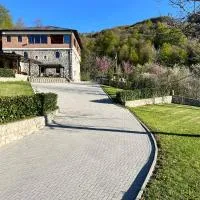 Kalaja Lipe, hotel u gradu Peć