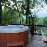 Luxury Cabin w viewsToccoa HotTubFireptPets – hotel w mieście Blue Ridge