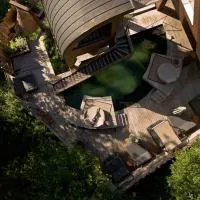 LA CHENEAUDIÈRE - Hôtel Spa - Relais & Châteaux - Restaurant étoilé,科魯瓦拉羅什的飯店