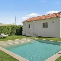 Casita acogedora con piscina, hotel in Alhendín