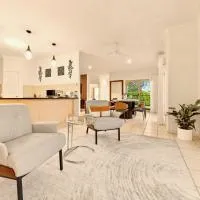 Luxe Casa North Lakes - Luxury 4BR Residence, hotel a North Lakes