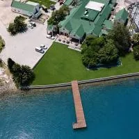 Laaiplek Hotel، فندق في فيلدريف