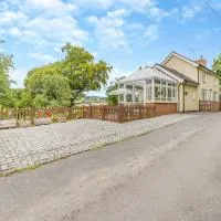 Mavis Cottage、キングトンのホテル