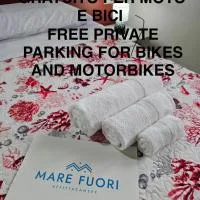 Mare Fuori، فندق في غونيسا