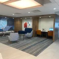 Holiday Inn Express & Suites Elyria by IHG, hotel di Elyria