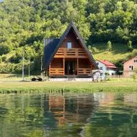 Bungalow Jajce 1 Cottage, hotel em Jezero