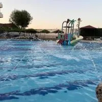 منتجع شاطي الاحلام2, hotel a Yanbu