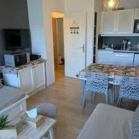 Apt cosy, lumineux,idéalement placé, ξενοδοχείο σε Valmeinier