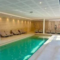 LOGIS HOTELS - Hôtel et Restaurant L'Océana โรงแรมในลองตง