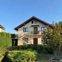 Casa Linda, hotel a Curtea de Argeş