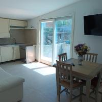 Family&Friends 7 - Mountain View 2-Room Guest Suite - Nature View of Mount Tuttavista - Serene - fully equipped & minutes from the sea & beach, hotel di Galtell&igrave;