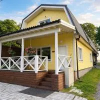 Rannatooma puhketalu, hotel en Ranna