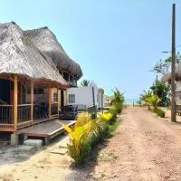 Bungalow Palmar del Viento by AMAUNA, hotell sihtkohas Moñitos