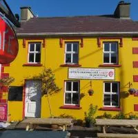 Village Stay In Annascaul at Aidos, hotel in Annascaul