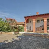 Caltana에 위치한 호텔 Agriturismo Papaveri & Papere