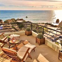 MyOcean Luxury l Huge Panoramic Sea View Balcony & Private Garage, hotel em Portim&atilde;o