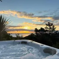 White Star Station Farm Holiday Park, hotel di Coromandel Town