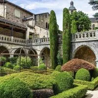 Mercure Figeac Viguier du Roy، فندق في فيجيا