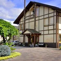 Ahotel, viešbutis mieste Čekovicės-Dzedzicės