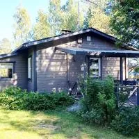 Lysti Cottage by the lake and magical countryside, хотел в Рованиеми