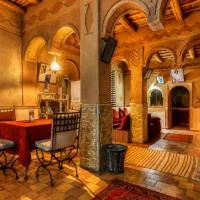 Auberge La Fibule Du Dades, hotel i Aït Idaïr