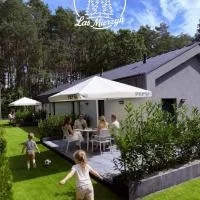 PRZYSTANEK LAS MIERZYN - Apartamenty całoroczne, hotel en Mierzyn