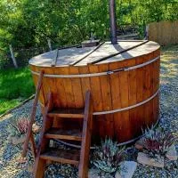 Kata Cottage: Szanda şehrinde bir otel