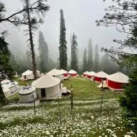 The Glamping Spot Changla Gali, hotel en Retri Gali