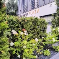 Karwia Plaza - Apartments - Domki z jacuzzi i sauną, hotel em Sławoszynko