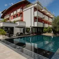Hotel Virgilio: Riva del Garda şehrinde bir otel