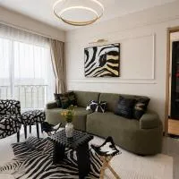 LaMaison- 2 Bedroom,8 Minutes from JKIA Airport & SGR, National Park Views,Pool & Gym Overlooking the Park, hotel a Nairobi