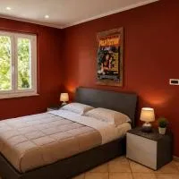 Spazioso appartamento vicino a tutto, hotel en Tortona
