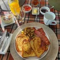 MonJardin Bed and Breakfast, готель у місті Port Burwell