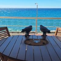 Splendide studio front de mer, hotel en Menton