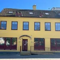 Sveriges minsta Hotell! Hôtel Gruyère, hotel di Landskrona