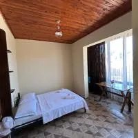 Viesnīca Bachana Hotel pilsētā Ureki
