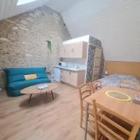 apartment with large garden, hotel Ifs-ben