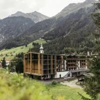 Hotel Kirchenwirt, hotel a Kaunertal
