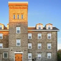 Tri Century Mill Suites, hotel i Carleton Place