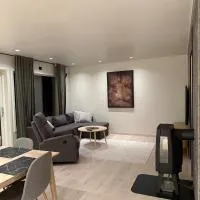 Brand new apartment, centrally located in Alta, hôtel à Alta
