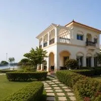 منتجع موفون بيتش, hotel i Al Khobar